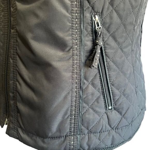 Coldwater Creek Womens Quilted Sleeveless Vest XS Black Polyester Fitted Style - Picture 4 of 9